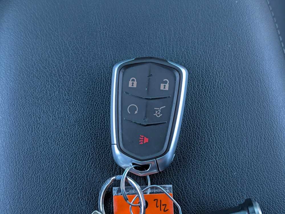Used 2024 Cadillac XT6 Sport w/ Technology Package AWD/4WD image 39