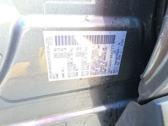 Used 2023 Nissan Rogue S image 28