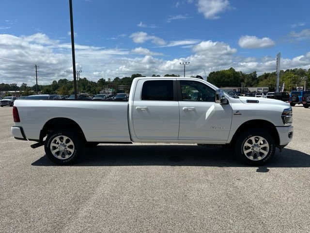 New 2027 RAM 3500 Laramie AWD/4WD image 4