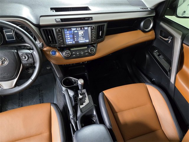 Used 2018 Toyota RAV4 Limited image 17