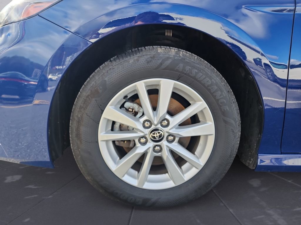 Certified 2025 Toyota Camry LE image 14