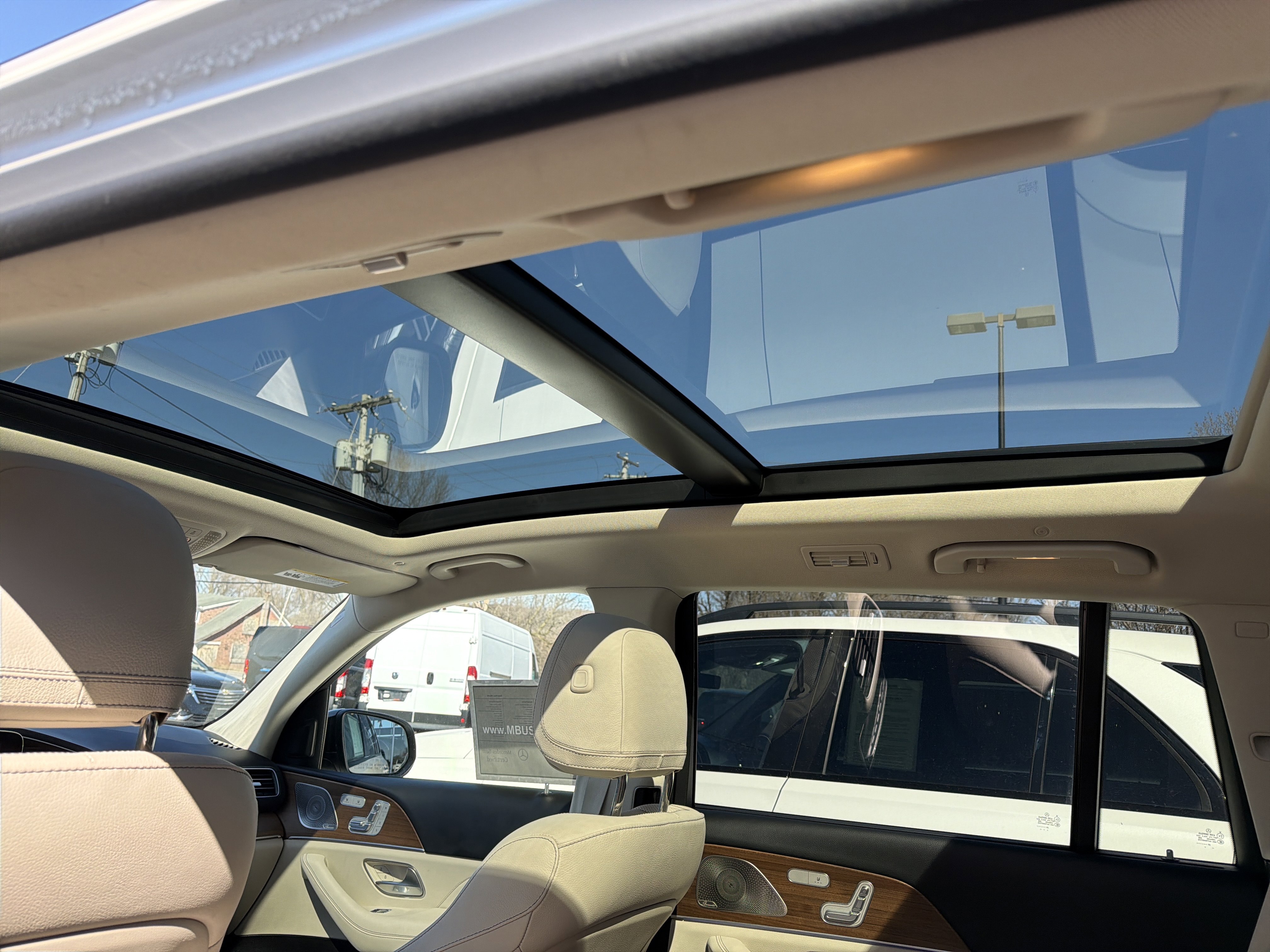 Used 2022 Mercedes-Benz GLS 450 4MATIC image 26