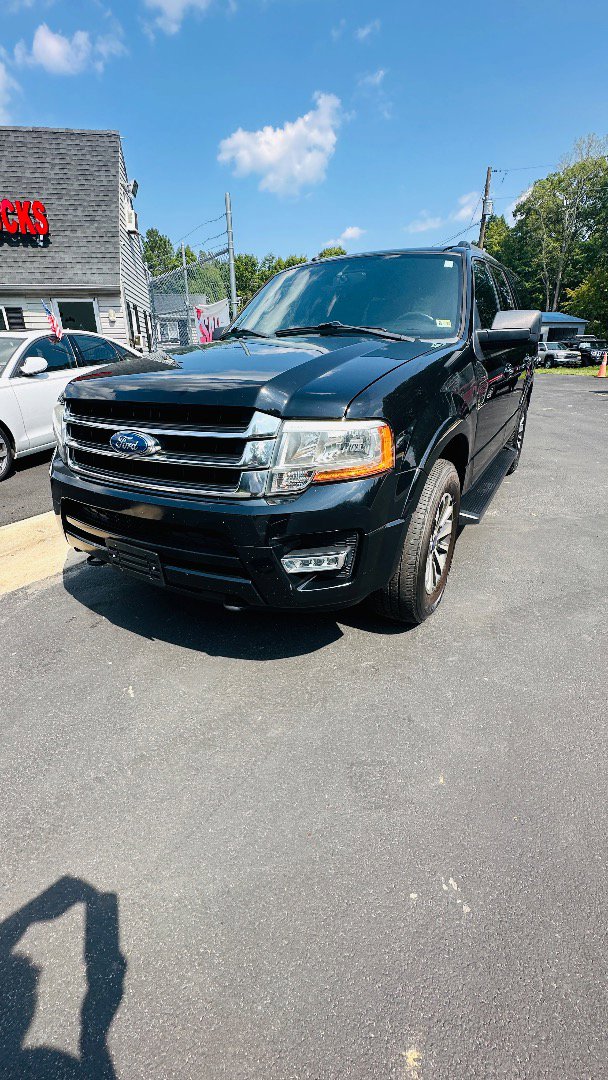 Used 2016 Ford Expedition XLT w/ Equipment Group 201A image 10