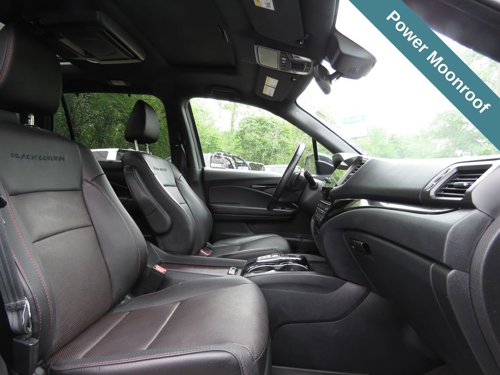 Used 2022 Honda Pilot Black Edition image 13