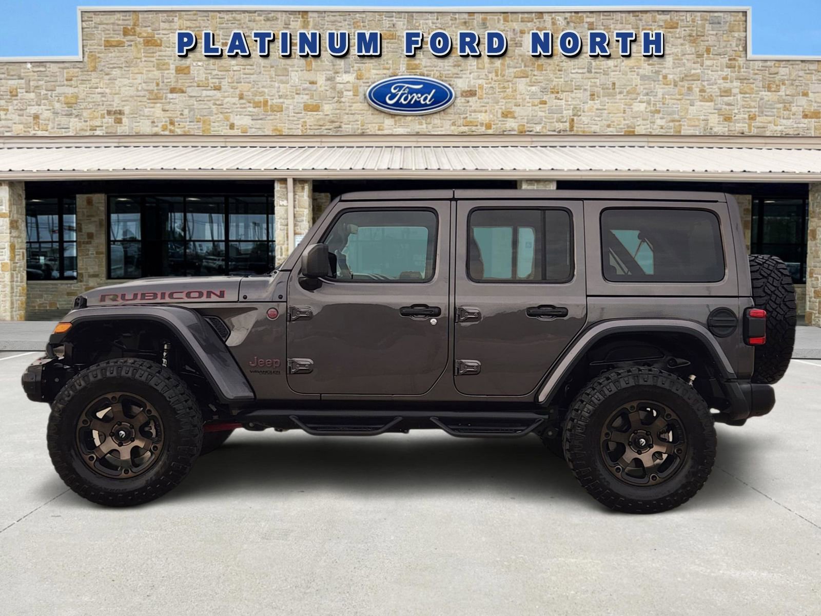 Used 2018 Jeep Wrangler Unlimited Rubicon w/ Dual Top Group image 3