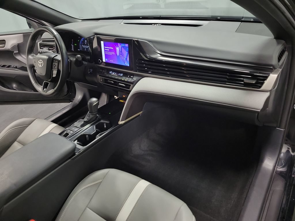 Used 2026 Toyota Camry SE w/ Convenience Package FWD image 34
