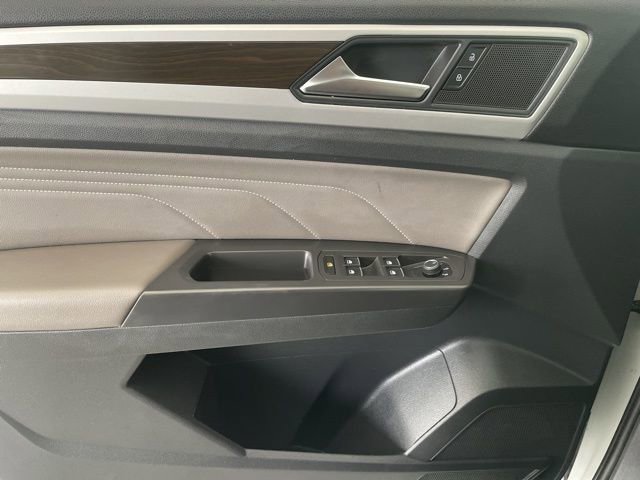 Used 2023 Volkswagen Atlas SE image 25