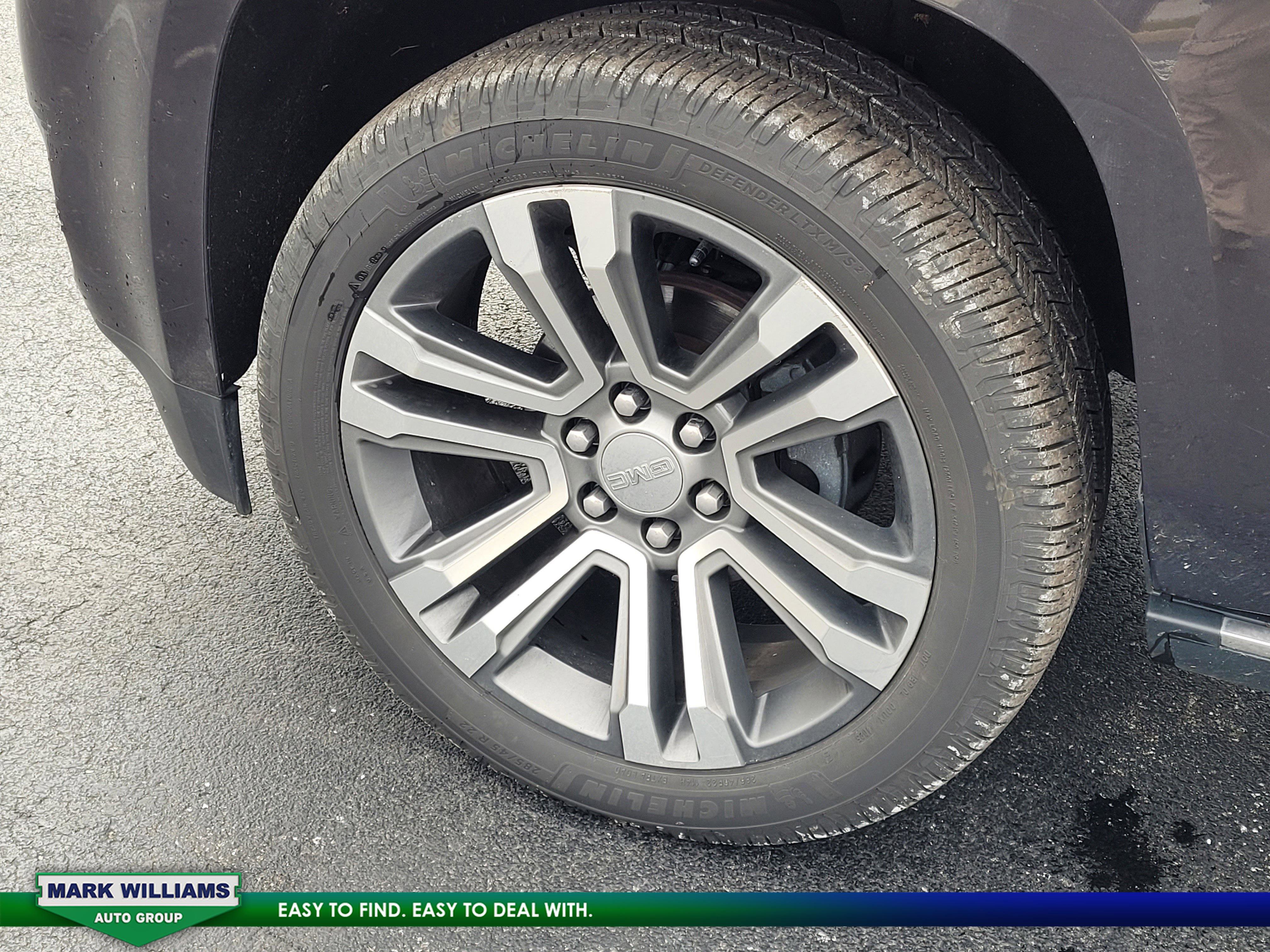 Used 2018 GMC Yukon Denali w/ Denali Ultimate Package image 11