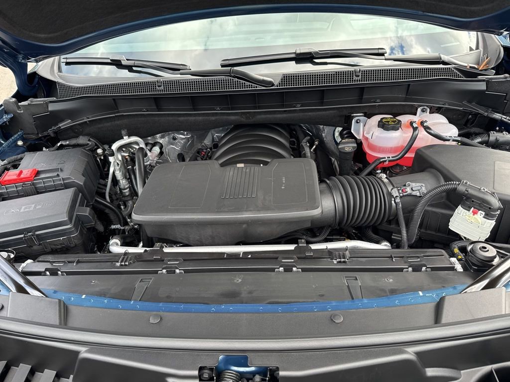 New 2026 Chevrolet Suburban Premier image 38