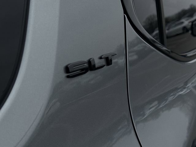 Certified 2023 GMC Acadia SLT w/ Elevation Edition image 33