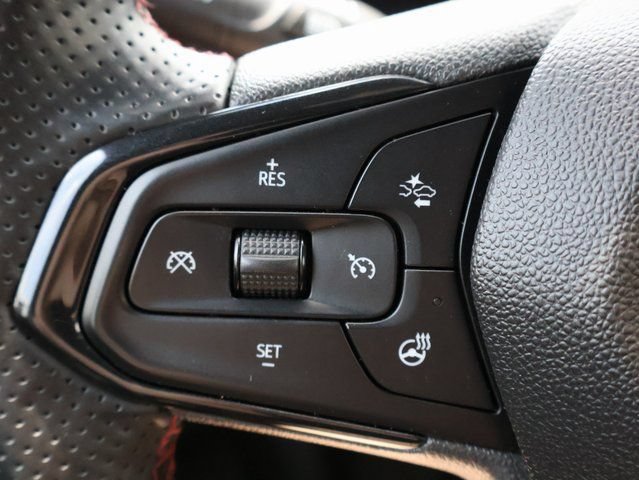 Used 2024 Chevrolet TrailBlazer RS w/ Driver Confidence Package FWD image 32