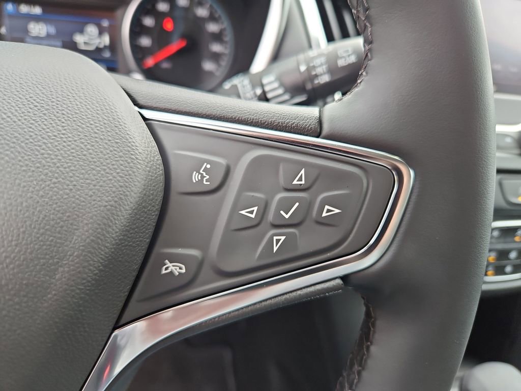 Used 2024 Chevrolet Equinox LT image 12