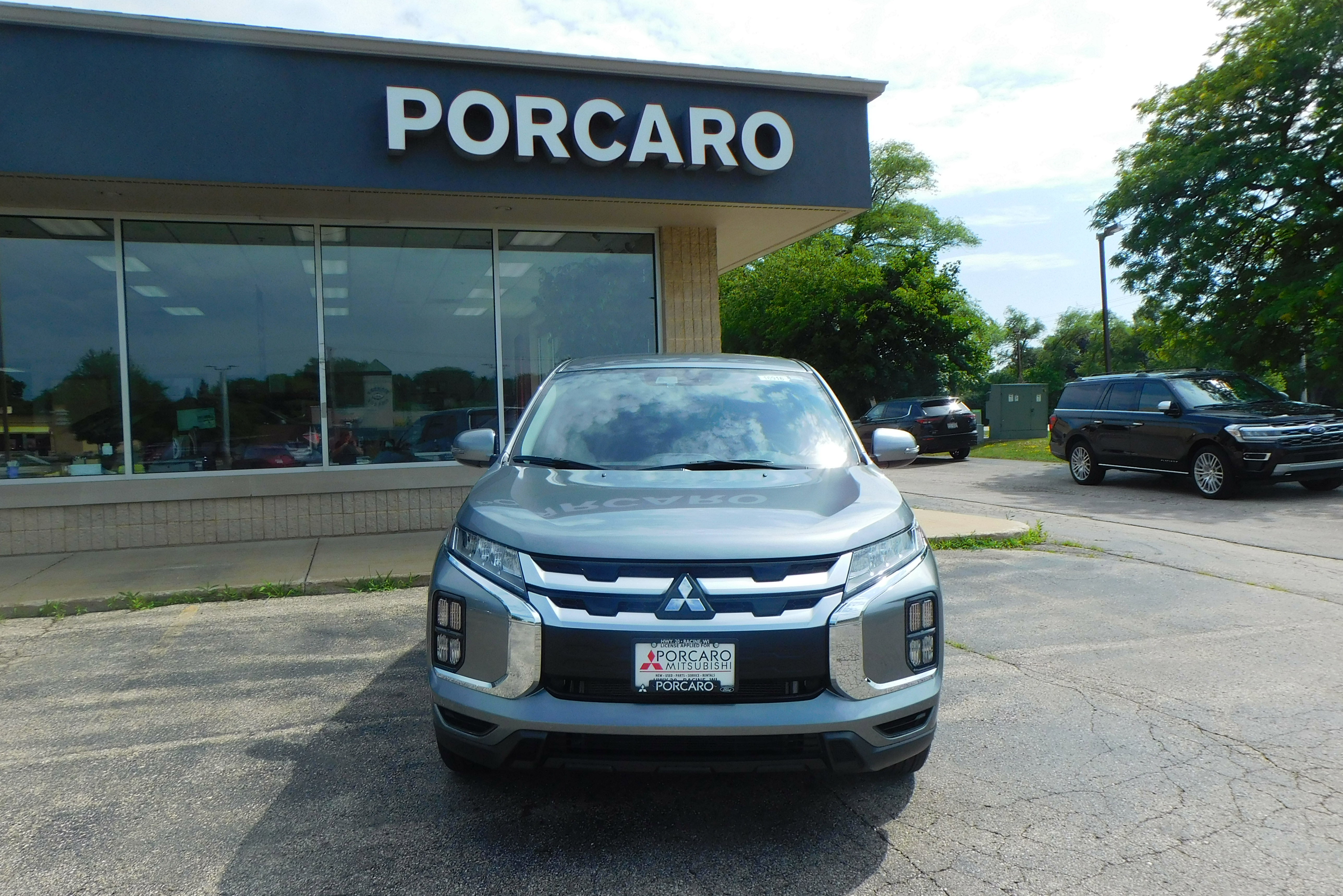 New 2025 Mitsubishi Outlander Sport SE image 11