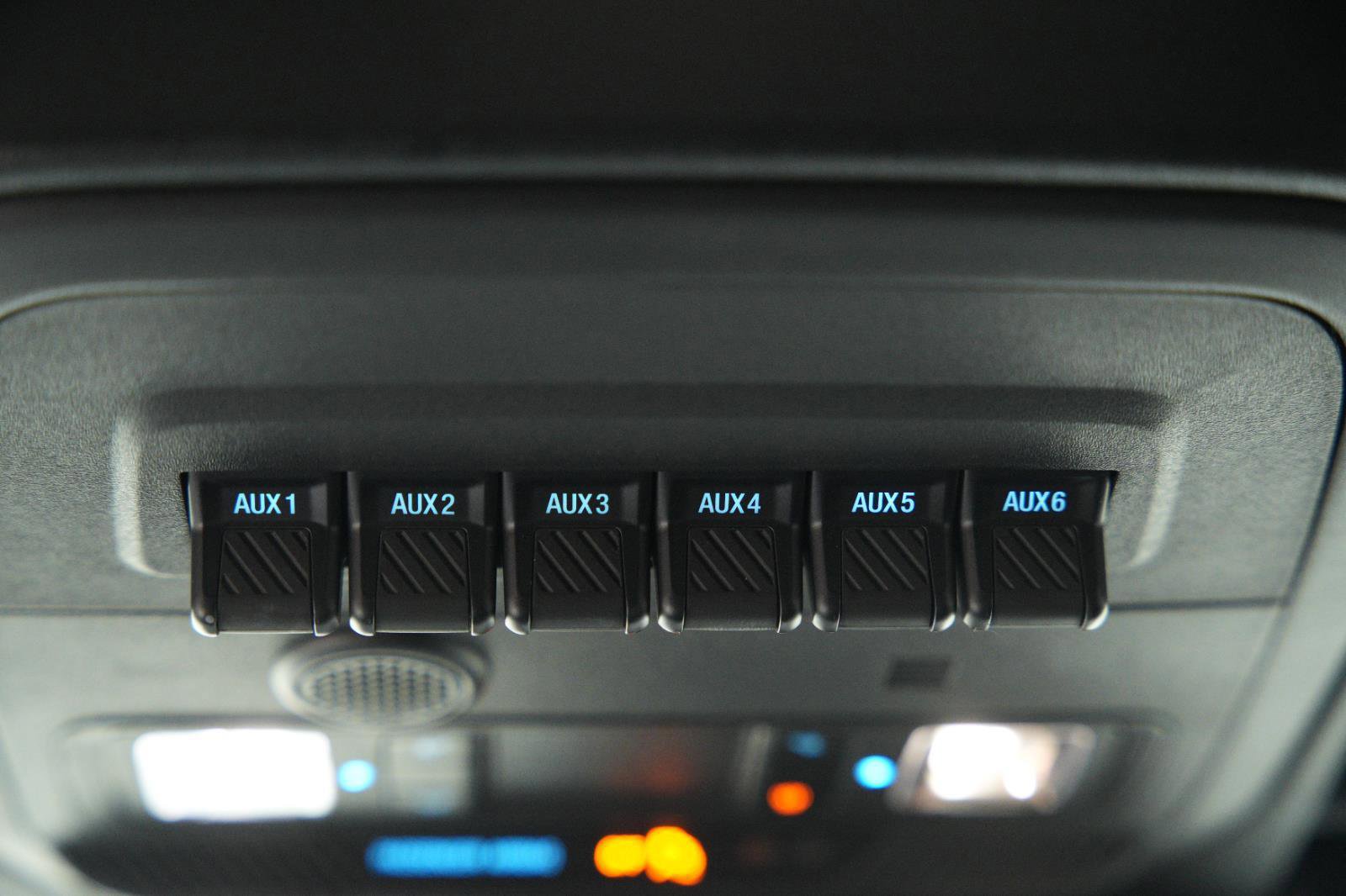 Used 2025 Ford Bronco Badlands image 46