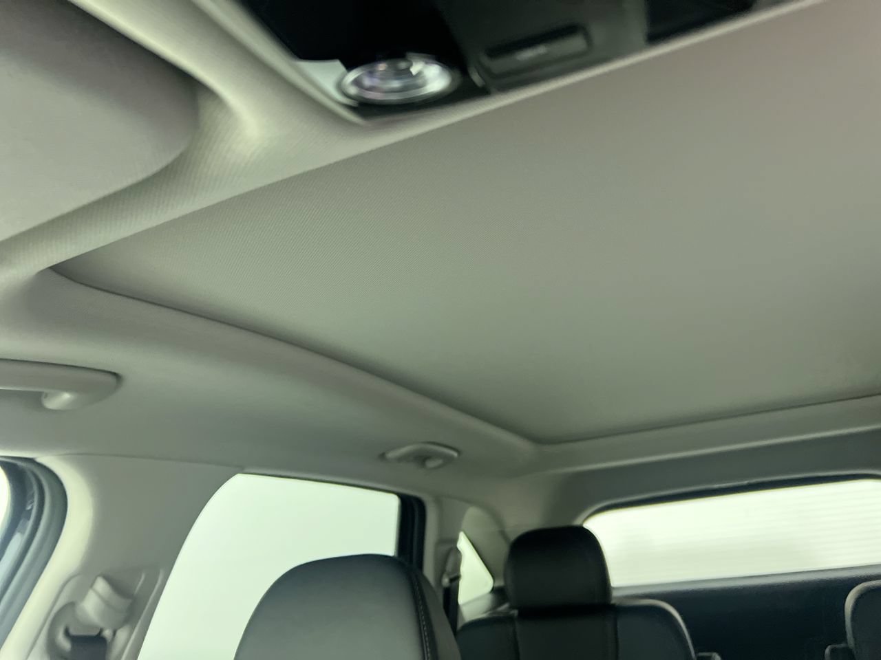 New 2026 Kia Sorento EX w/ EX Premium Package FWD image 19
