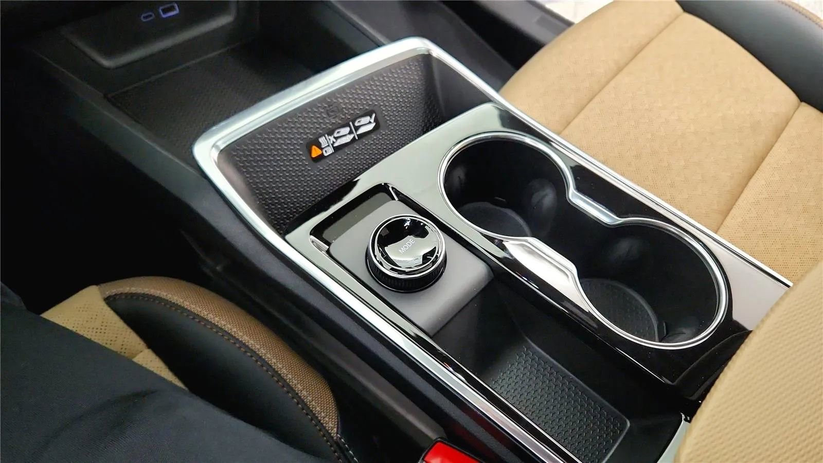 New 2026 Chevrolet Equinox ACTIV w/ Convenience Package III FWD image 26