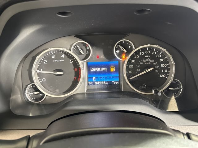 Used 2017 Toyota Tundra SR5 w/ TRD Off Road Package AWD/4WD image 30