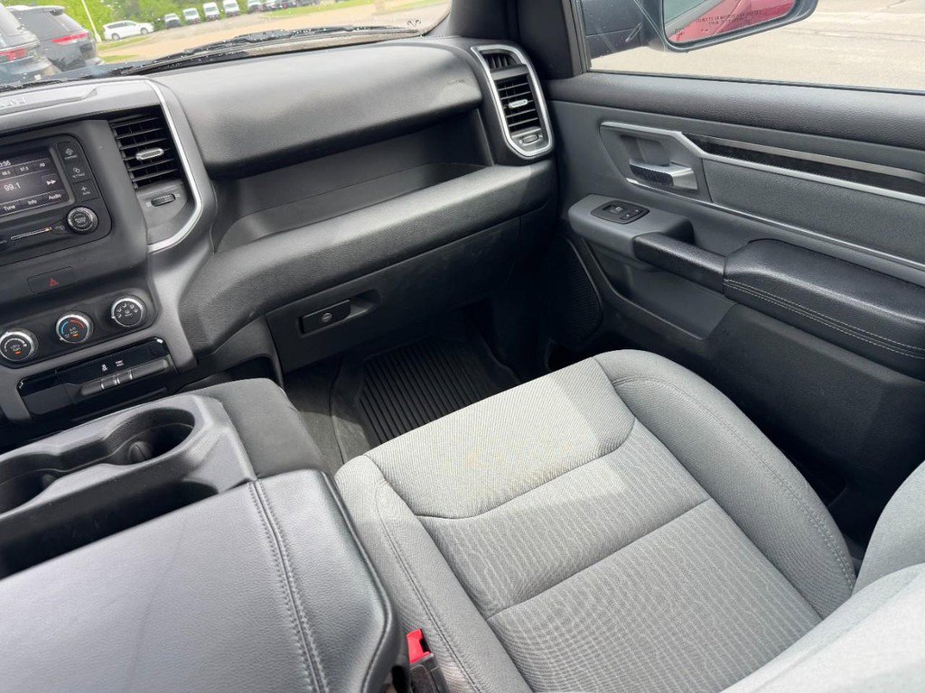 Used 2022 RAM 1500 Big Horn AWD/4WD image 18