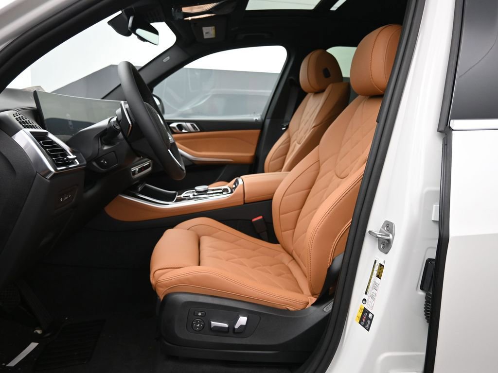 New 2026 BMW X5 xDrive50e AWD/4WD image 12