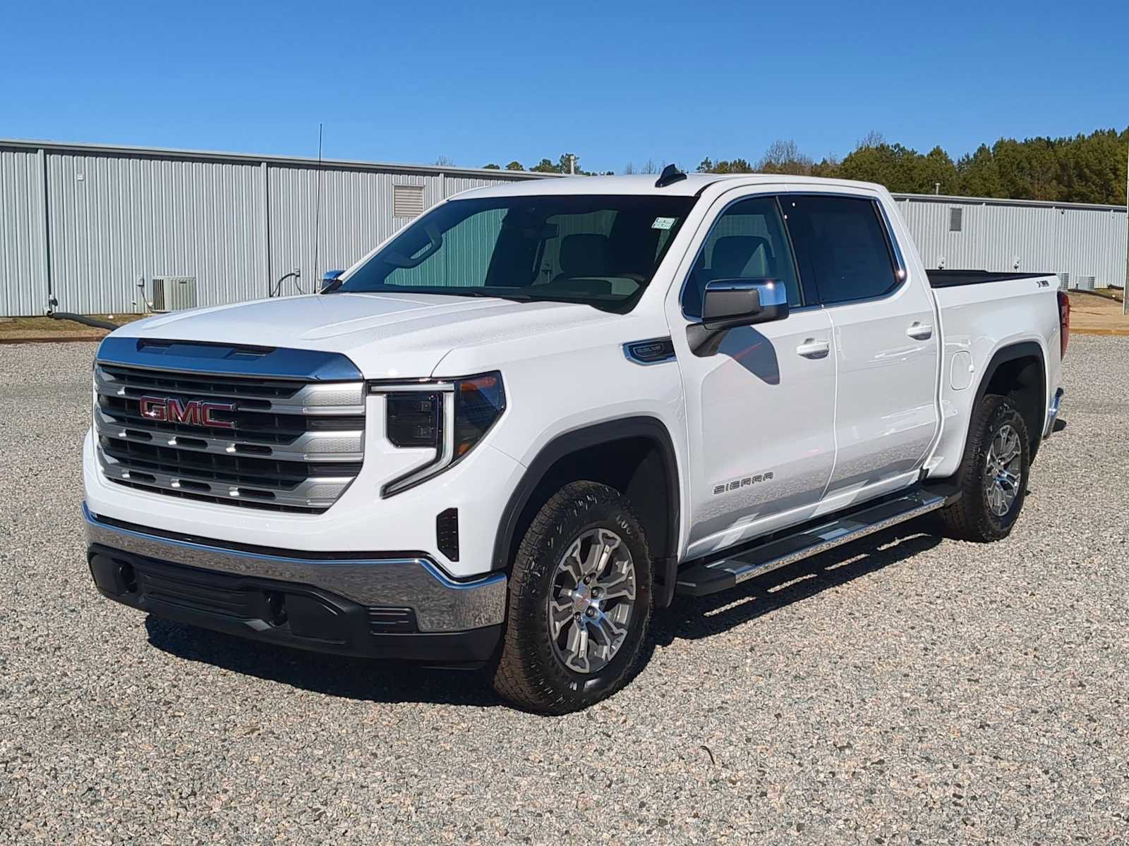 New 2026 GMC Sierra 1500 SLE w/ X31 Off-Road Package image 4