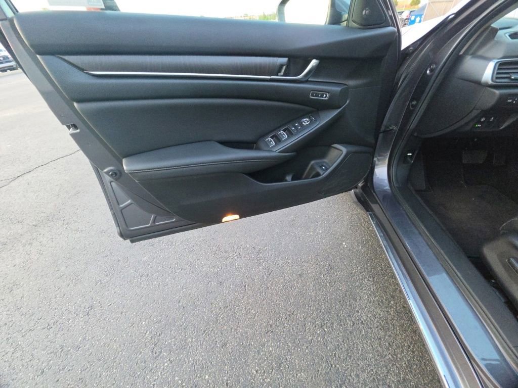 Certified 2019 Honda Accord Touring image 10