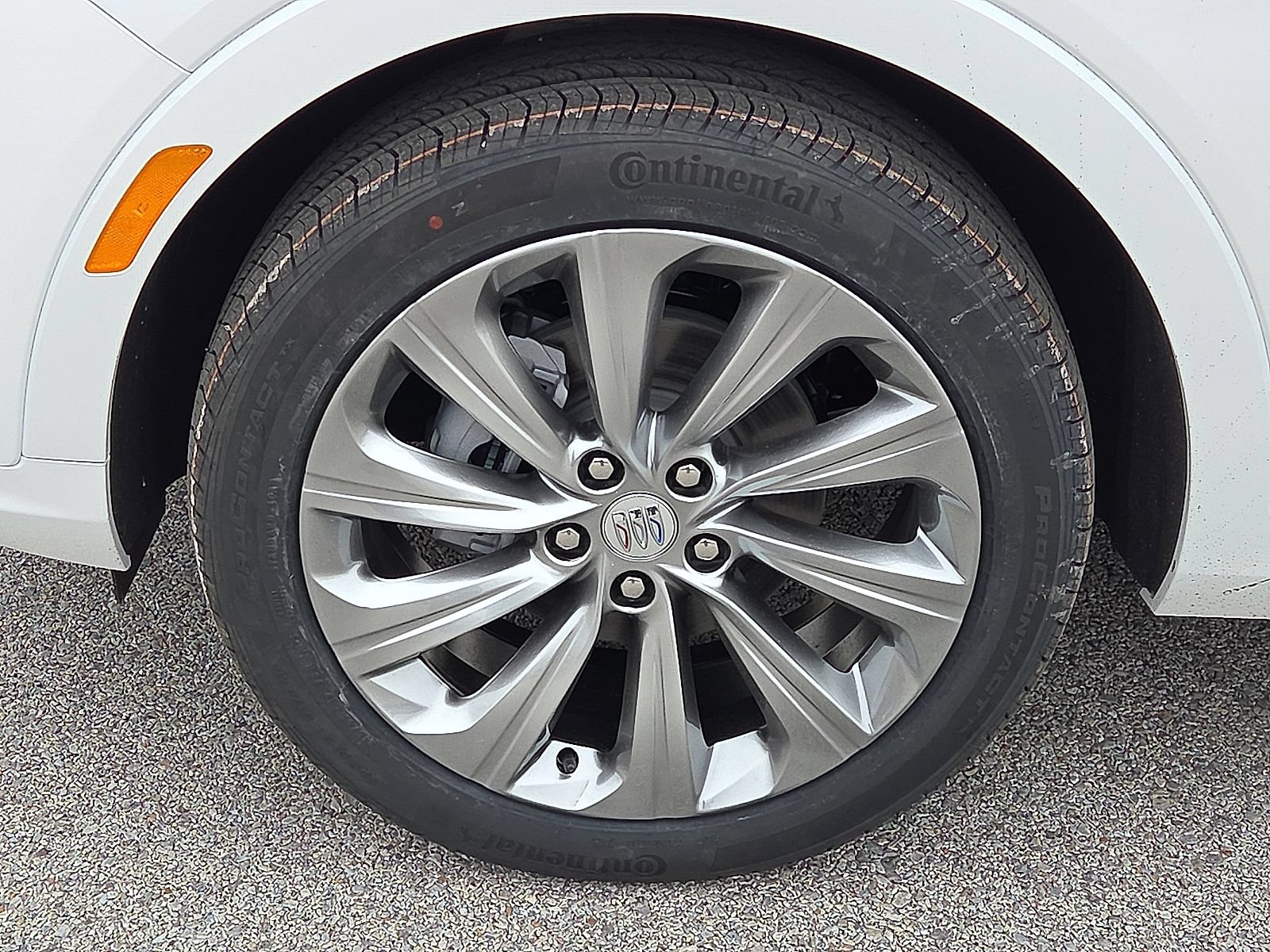 New 2026 Buick Envista Avenir FWD image 7