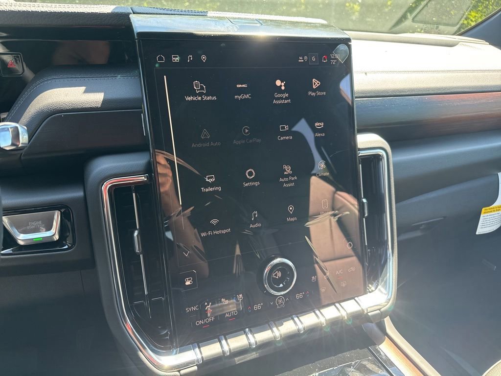 New 2025 GMC Yukon XL Denali w/ Denali Reserve Package image 20