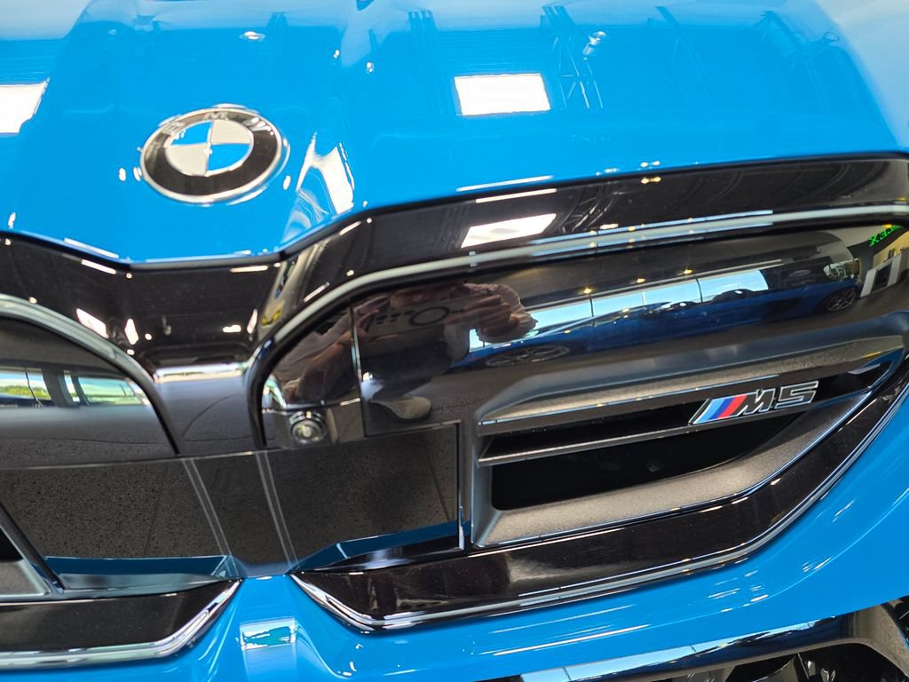 Used 2026 BMW M5 Touring AWD/4WD image 47