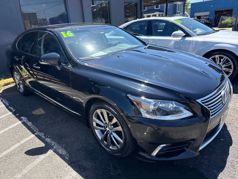 Used 2016 Lexus LS 460 AWD w/ Comfort Package image 20