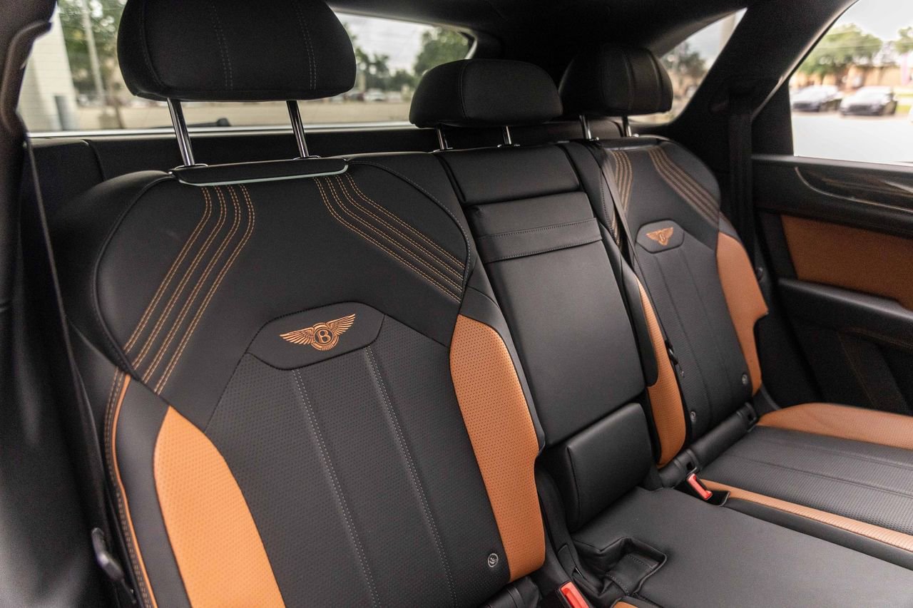 Certified 2024 Bentley Bentayga AWD/4WD image 55