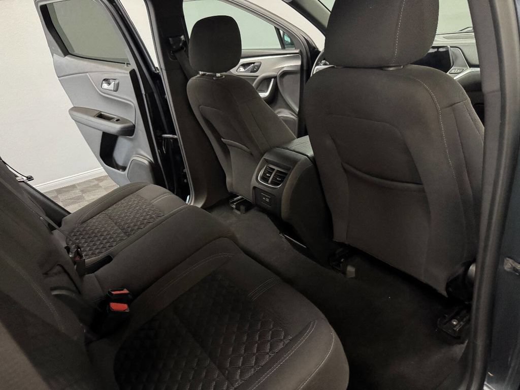 Used 2019 Chevrolet Blazer LT FWD image 53