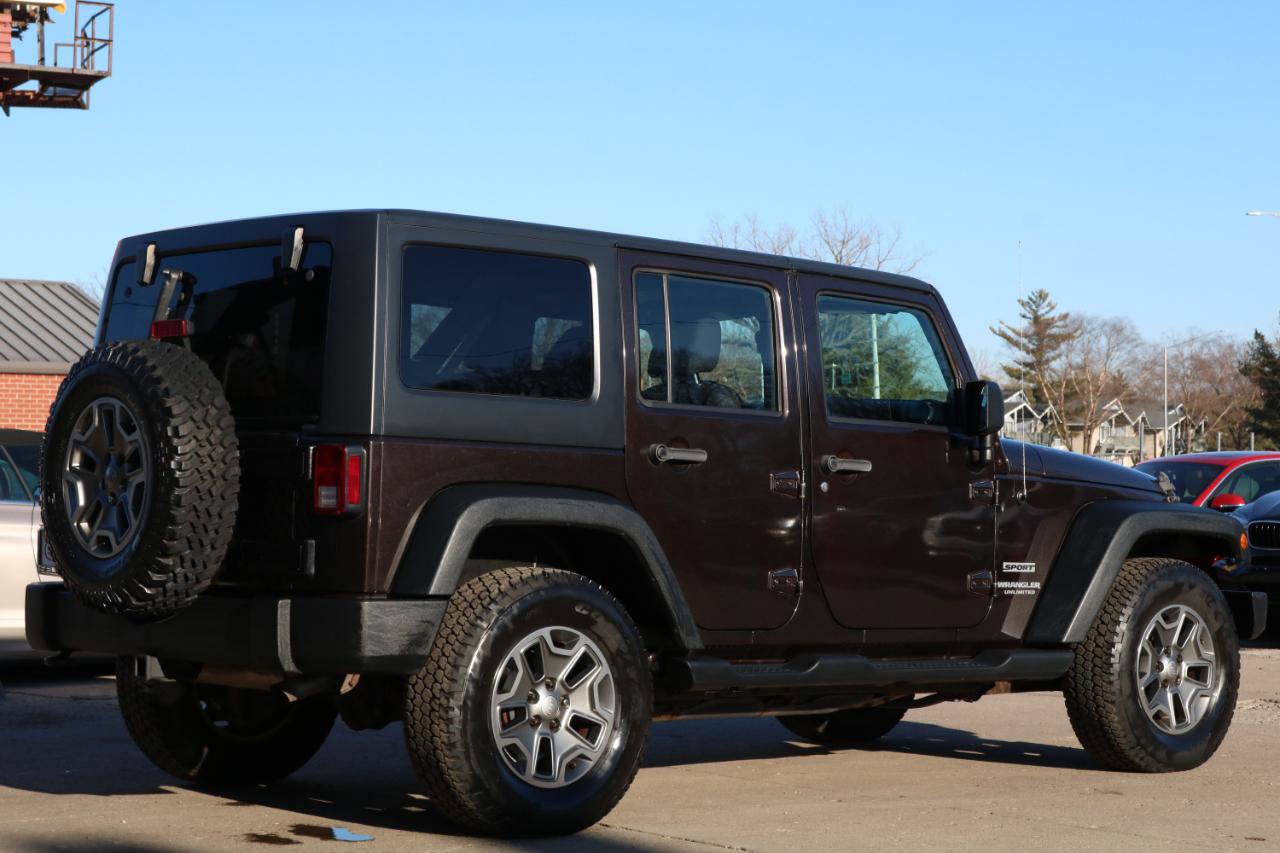 Used 2013 Jeep Wrangler Unlimited Sport image 10
