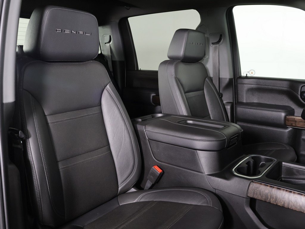 Used 2022 GMC Sierra 2500 Denali w/ Denali Black Diamond Edition image 28