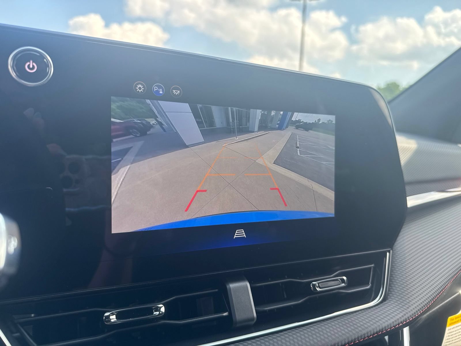 New 2026 Chevrolet Equinox RS AWD/4WD image 32