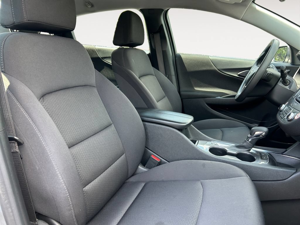Used 2024 Chevrolet Malibu LT FWD image 15