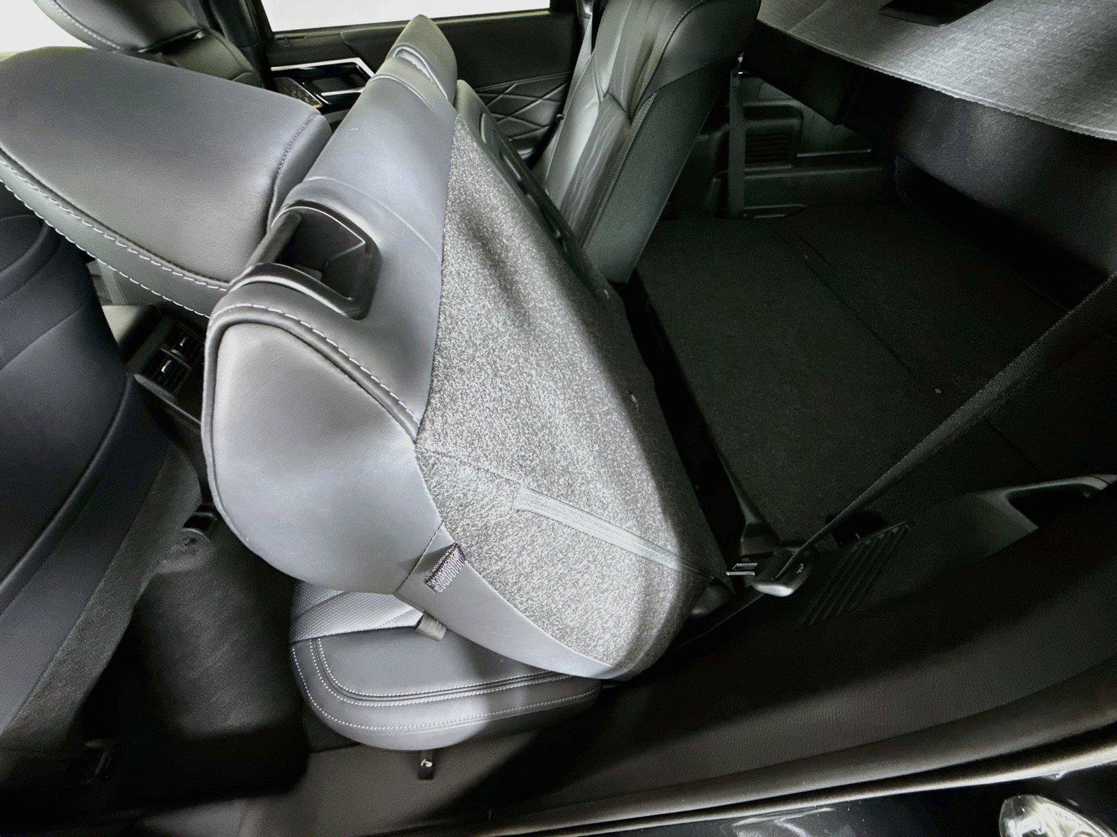 New 2026 Mitsubishi Outlander SEL FWD image 27