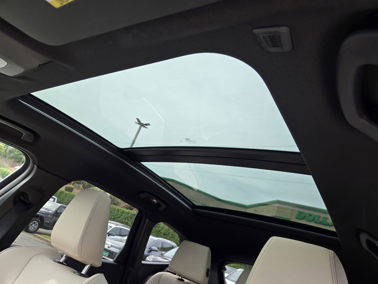 Used 2025 BMW X1 xDrive28i w/ Convenience Package image 11