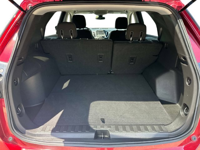 Used 2020 Chevrolet Equinox LT w/ LPO, Floor Liner Package FWD image 11