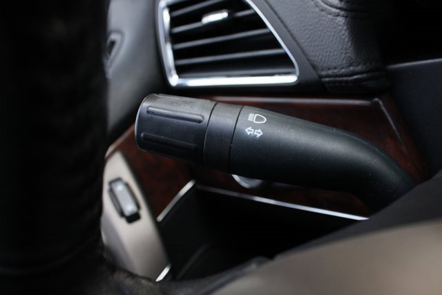 Used 2012 Lincoln MKX AWD image 12