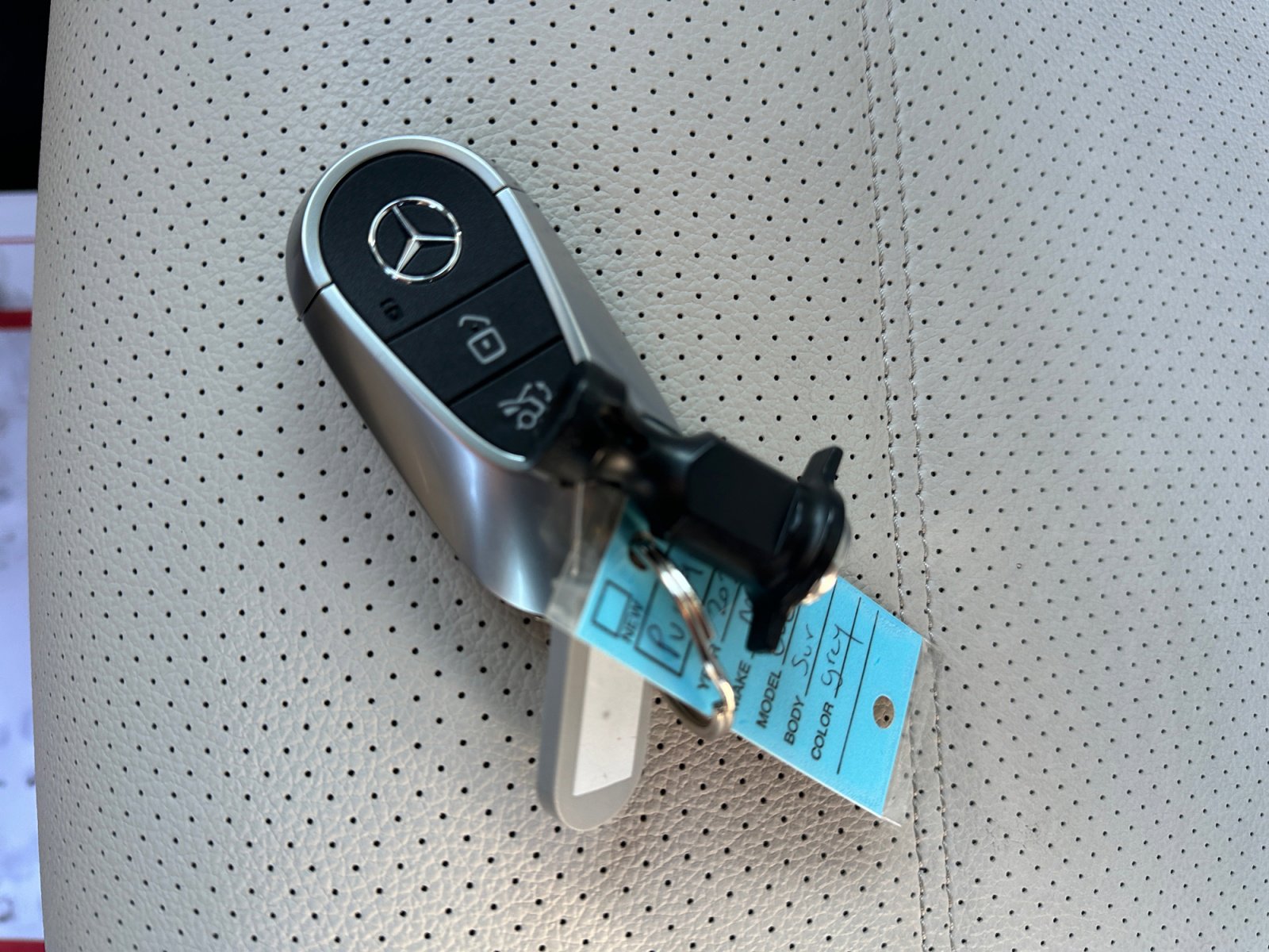 Used 2023 Mercedes-Benz GLC 300 4MATIC image 34