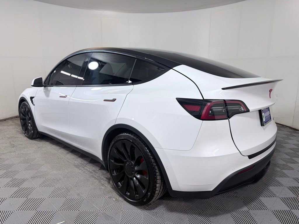 Used 2022 Tesla Model Y Performance image 4