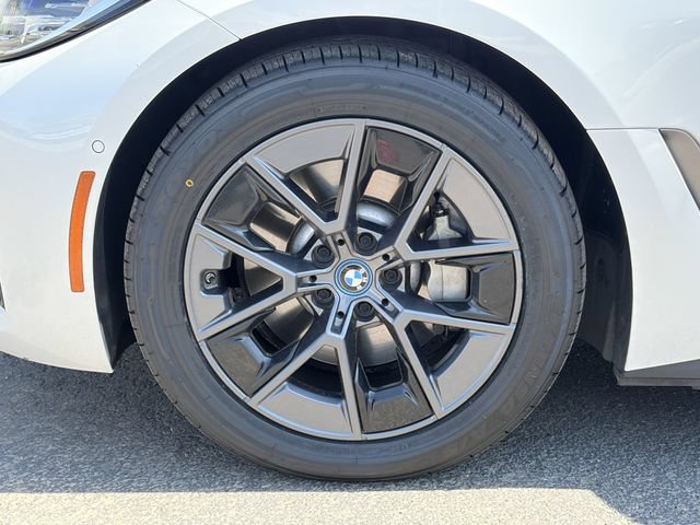 Used 2023 BMW i4 eDrive35 w/ Premium Package RWD image 10