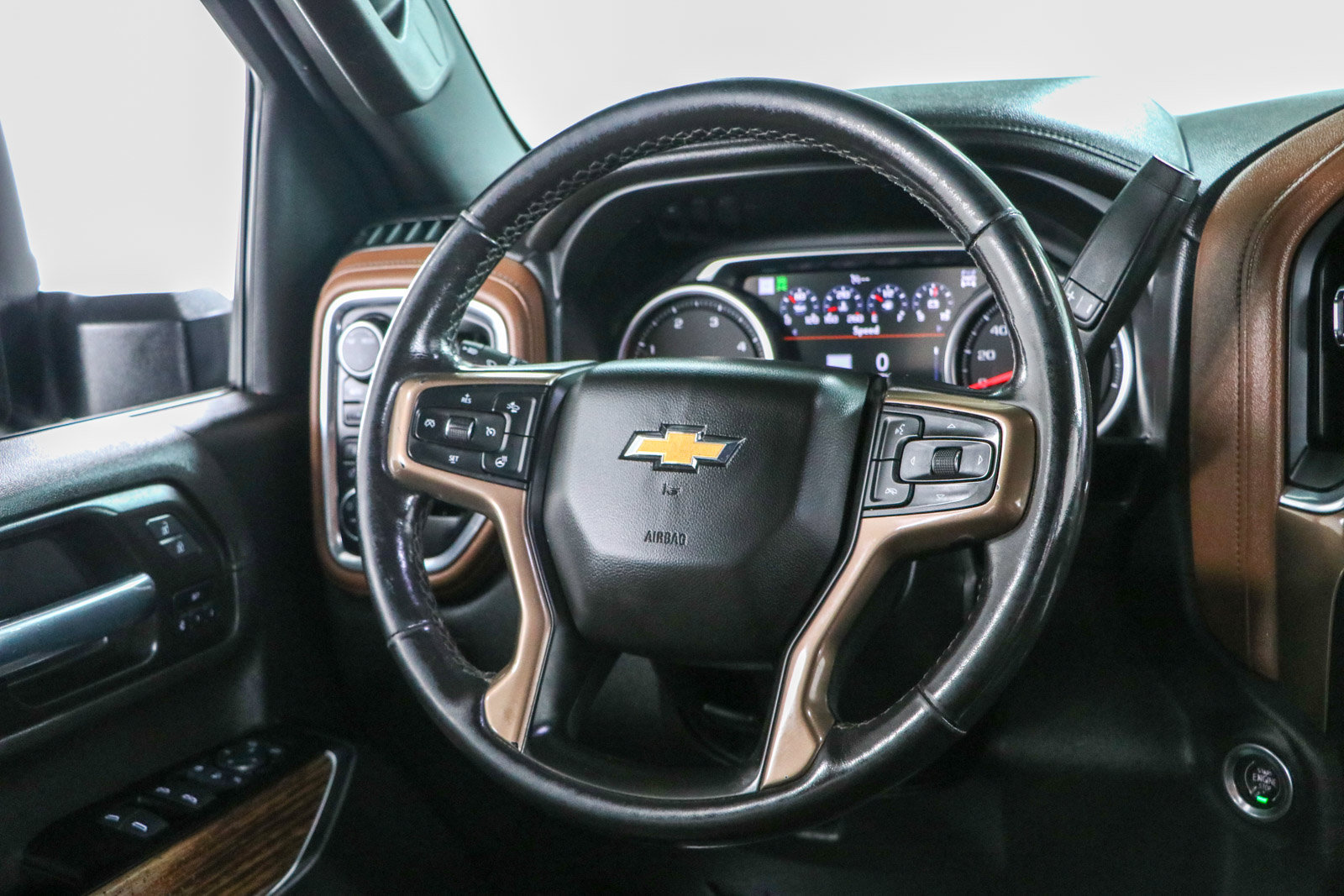 Used 2022 Chevrolet Silverado 2500 High Country AWD/4WD image 13