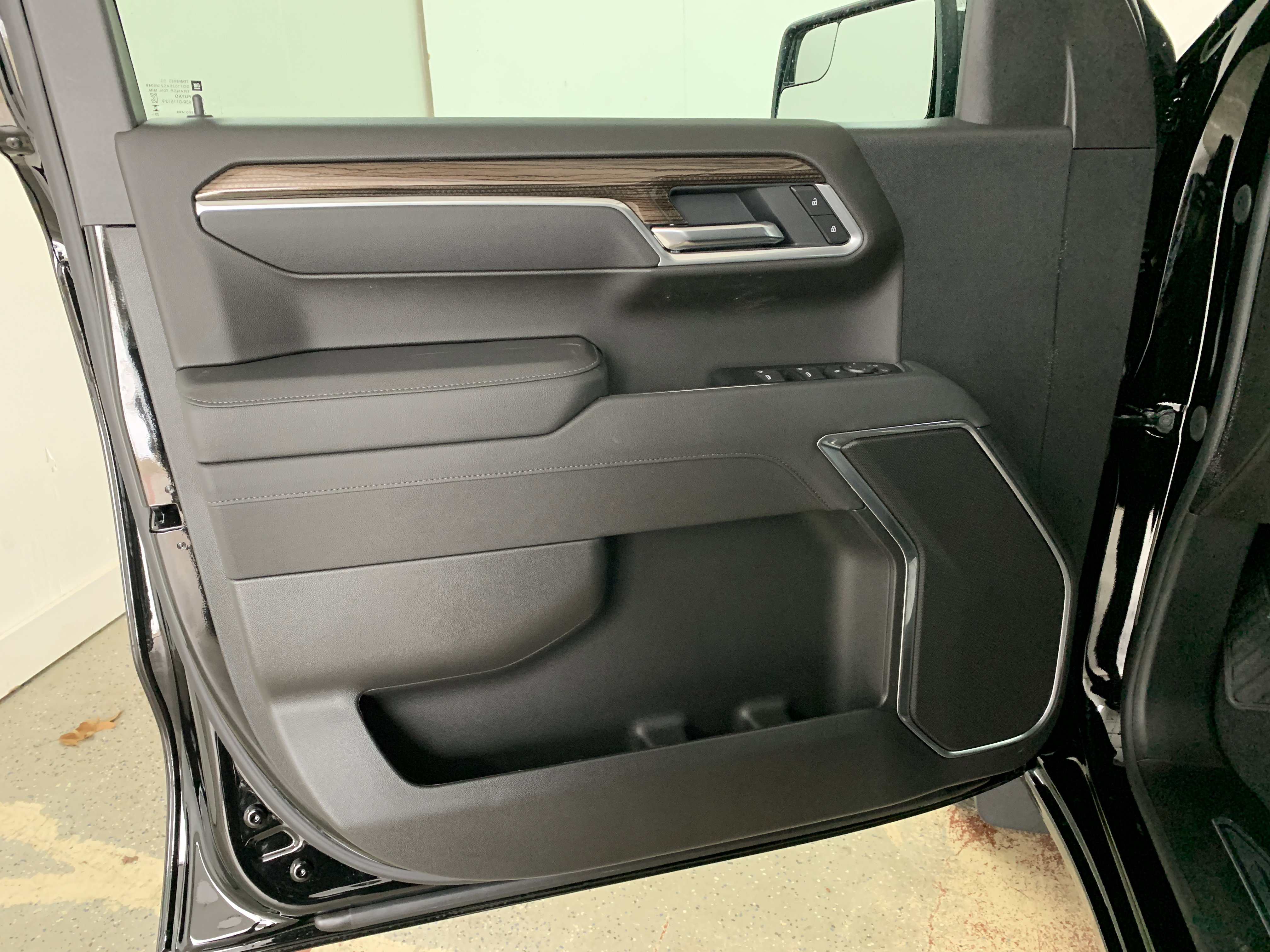 New 2026 Chevrolet Silverado 1500 LT image 17