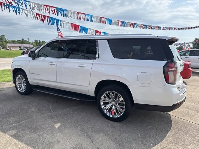 Used 2021 Chevrolet Suburban LT w/ LT Signature Package image 13