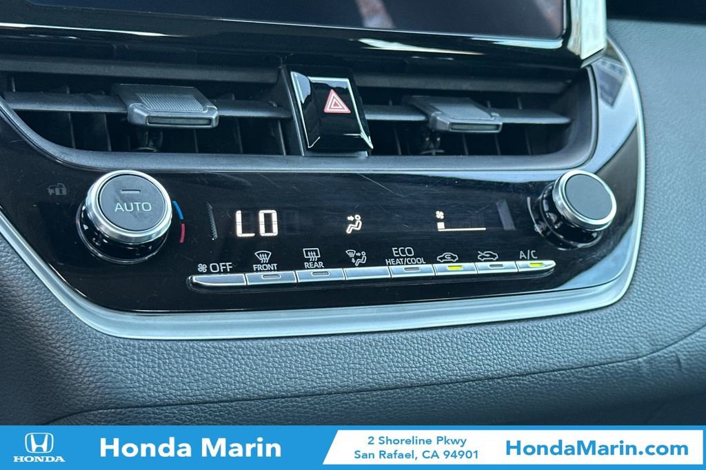 Used 2025 Toyota Corolla LE image 24