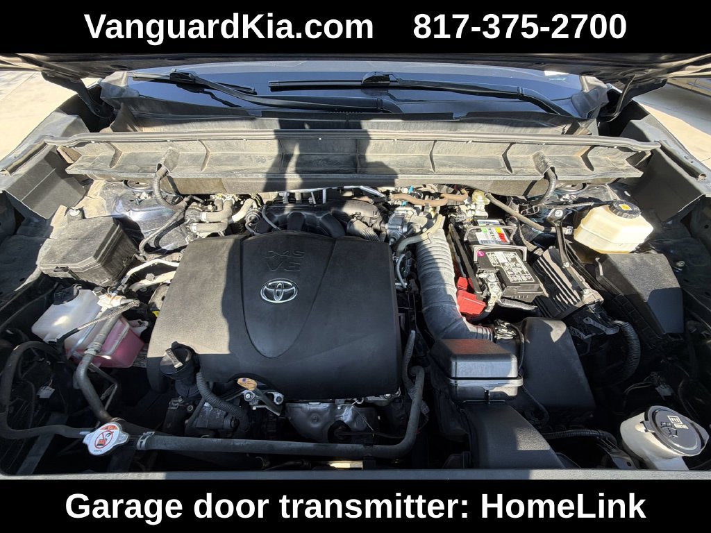 Used 2021 Toyota Highlander Limited FWD image 21
