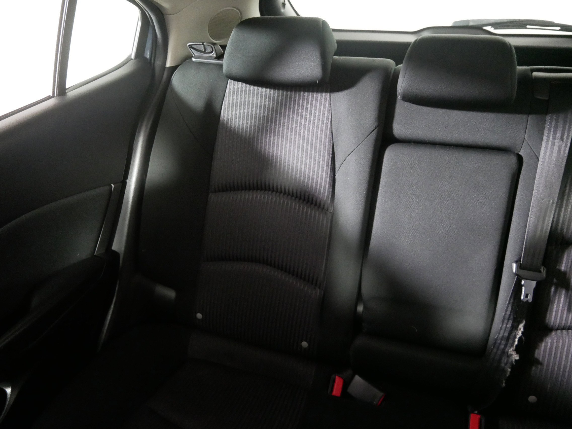 Used 2015 MAZDA MAZDA3 i Touring w/ Technology Package image 12