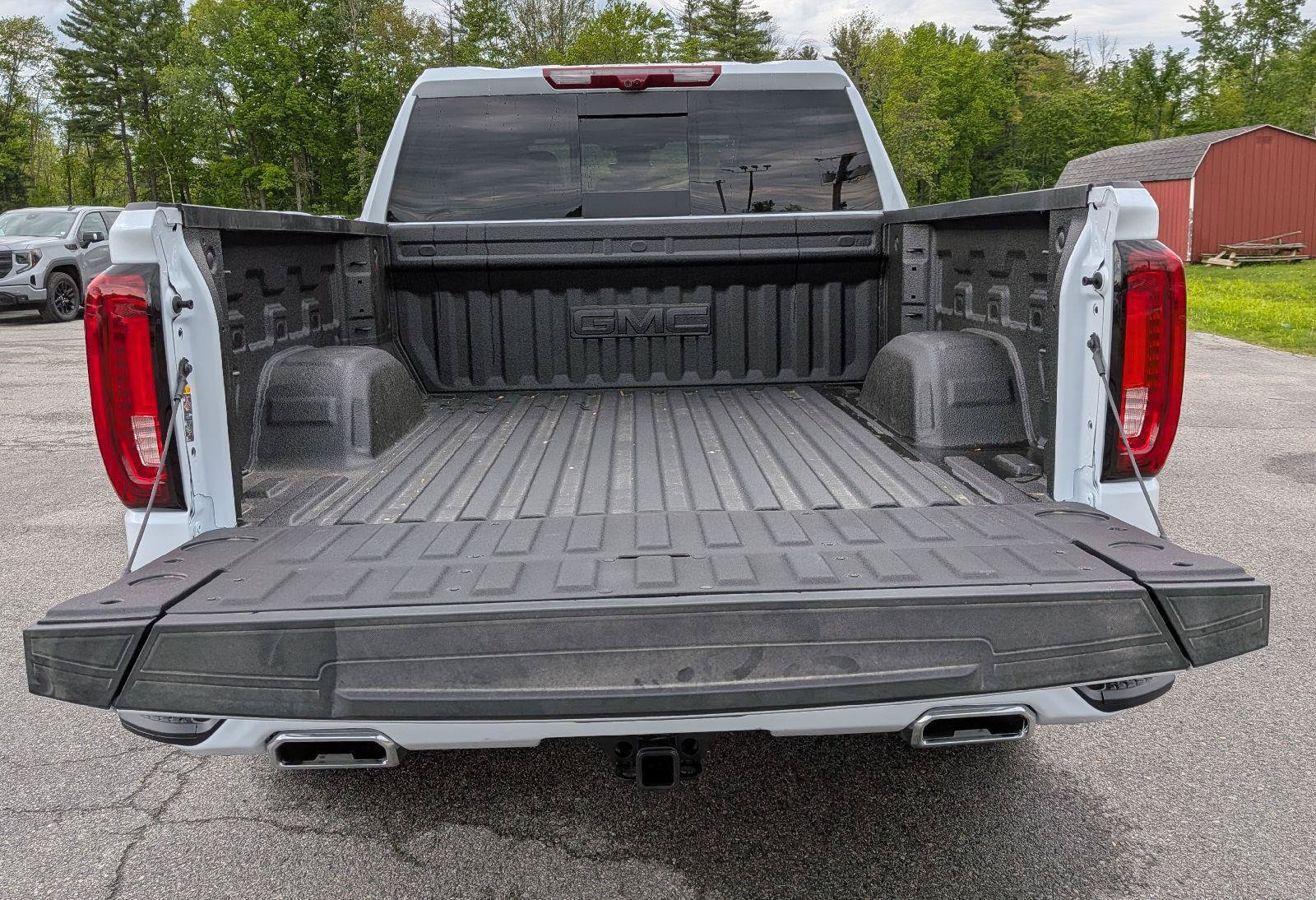 New 2026 GMC Sierra 1500 Denali w/ Technology Package AWD/4WD image 11