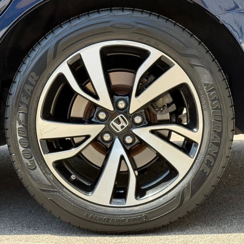 Used 2018 Honda Odyssey Elite image 27